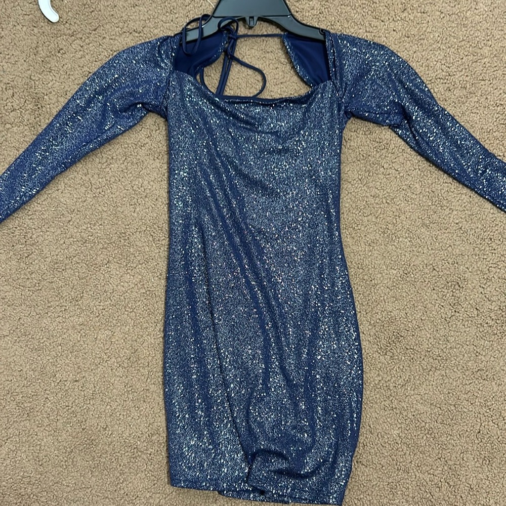 Glittery navy blue hoco dress!